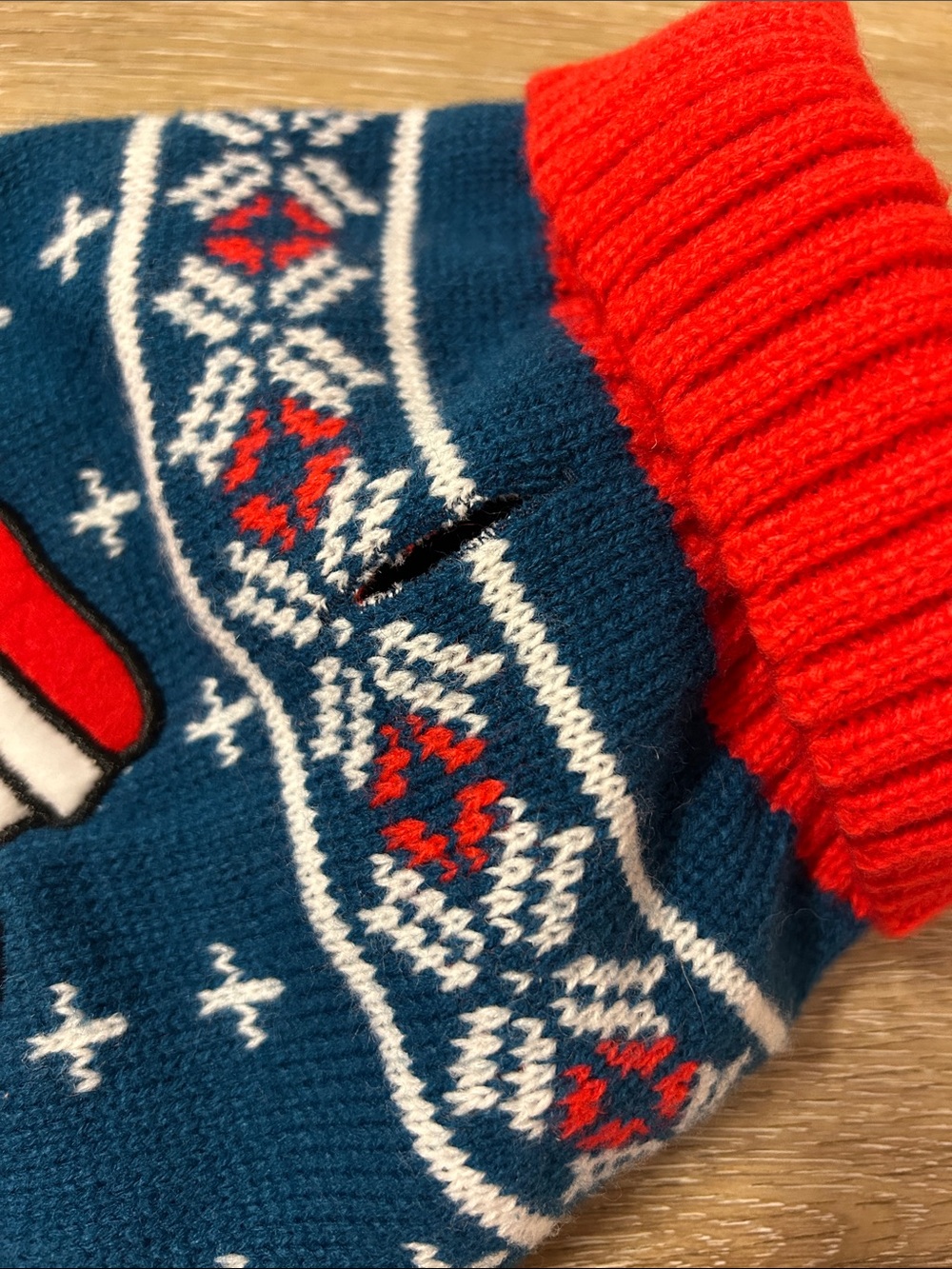 Peanuts Snoopy Christmas Dog Sweater Size Medium - Picture 4 of 7